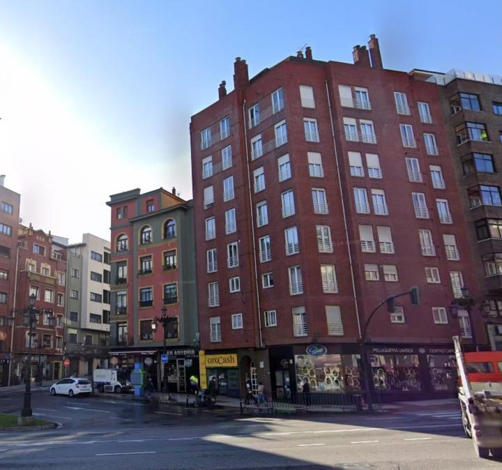 Apartmán Atico Salesas Oviedo Exteriér fotografie